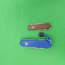 Vintage Wenger and Victorinox Swiss Army knife lot Image 9
