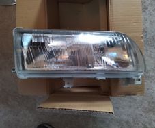 Nissan Primera R/ H Headlamp