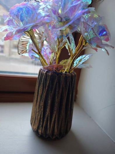 Holographic Artificial Rose Bouquet