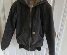carhartt hooded jacket excellent condition