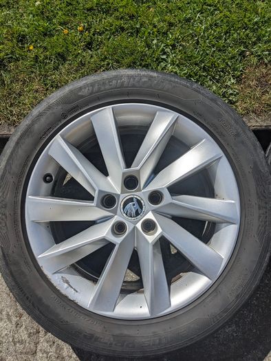 Skoda Superb mk3 17inch alloy wheels