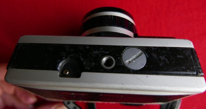 Ricoh 500GX Point And Shoot 35mm Film Camera (works well)