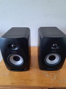 Tannoy Reveal 502 Studio Monitors (Pair)