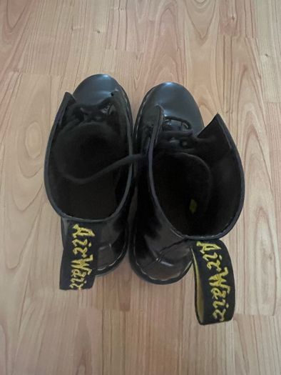 Dr Martins