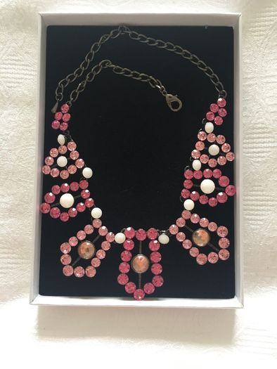 Crystal Necklace (Strong Superior Quality)