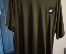 Adidas Mens Tshirt Size XL