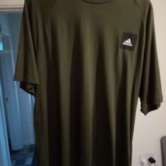 Adidas Mens Tshirt Size XL