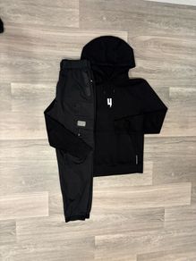 Yelir tracksuit