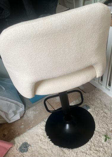 Hampton Bar Stool
