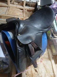 Berney pony saddle