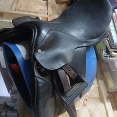 Berney pony saddle