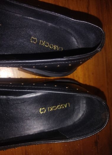women's leather shoes  Size 7/41