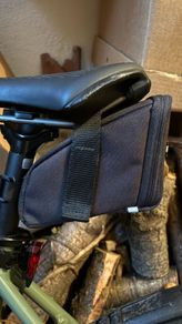 Saddle bag, puncture repair kit & pump