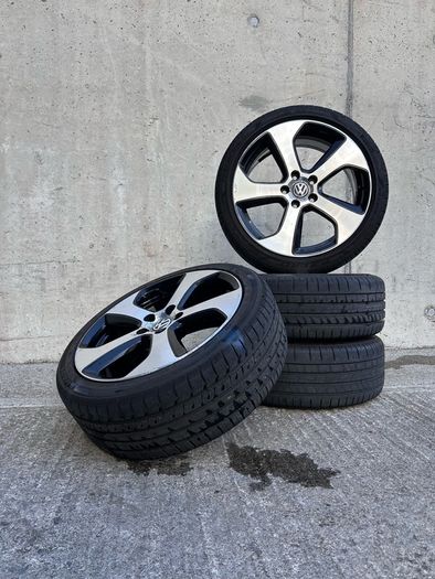 Genuine Volkswagen R-Line Austin 18" Alloy Wheels