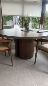Walnut Round Dining table
