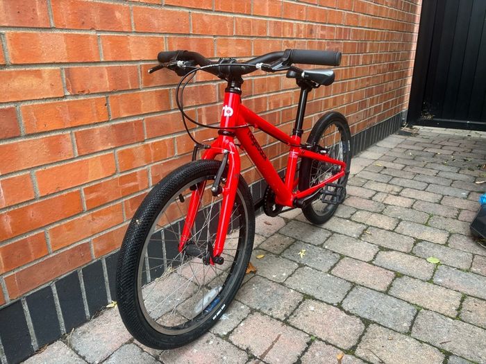 Kids Ridgeback Red Dimension 20 Bike