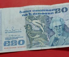 Irish 1987  "YEATS" Twenty pound note in .Fine condition