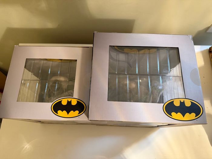 DC Comics Diamond Select PVC gallery Bane and Penguin statues