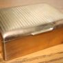 Vintage State Express Cigaretter, Tobacco, Snuff Box, 1950's. Brass, Wood. 12 x 9cm H-4,5cm Image 8