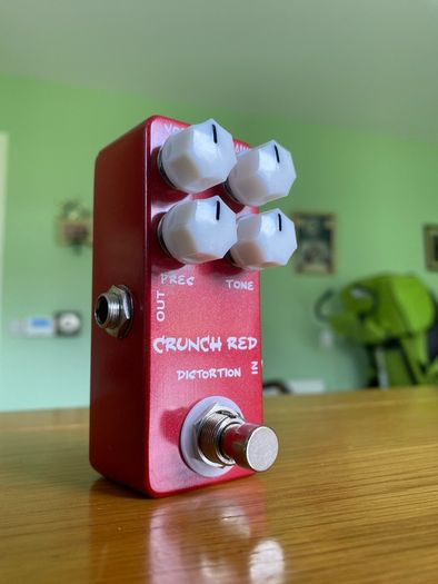 Red Crunch Distortion