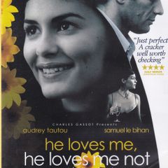 French - A la Folie... Pas du Tout / He Loves Me... He Loves Me Not (2002)