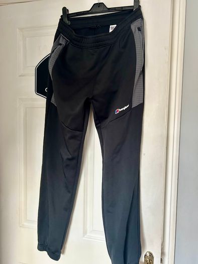 Monterrain tracksuits