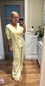 gallery suit