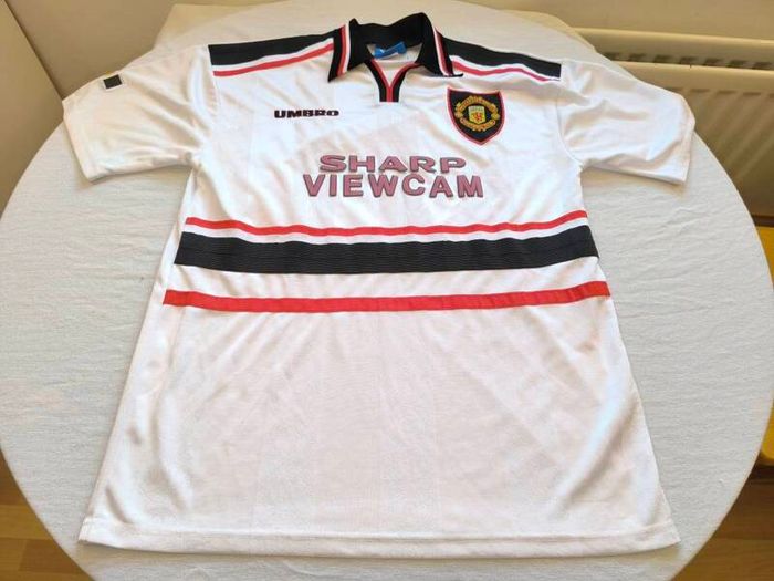 1997/99 Manchester United Umbro Away Jersey Size XL Adults
