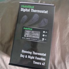 HabiStat digital thermostat