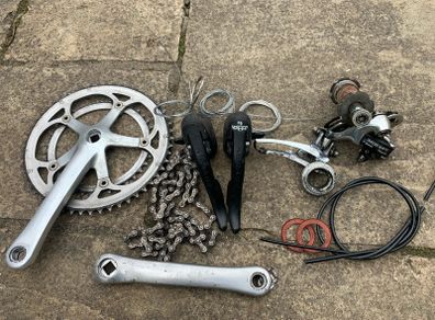 campagnolo 9 speed groupset (no break callipers)