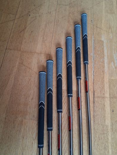 Mizuno 923 hot metal irons