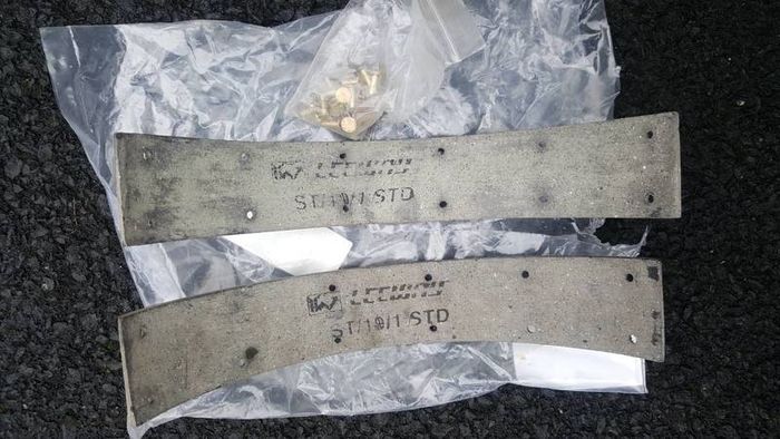 MF 35, Brake Lining
