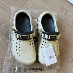 Crocs Echo