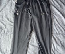 24/25 Mens Tottenham Training Kit