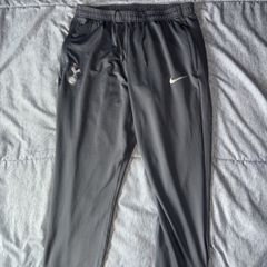 24/25 Mens Tottenham Training Kit