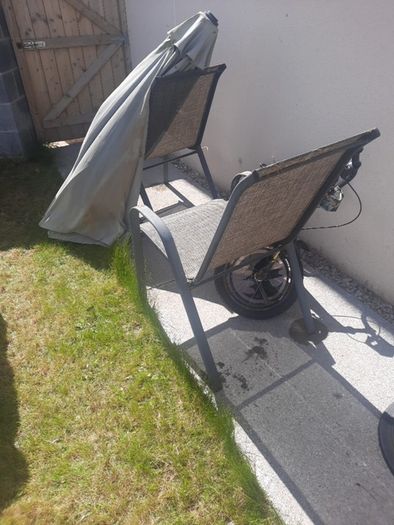 metal table and chair