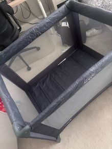Cuggl travel cot