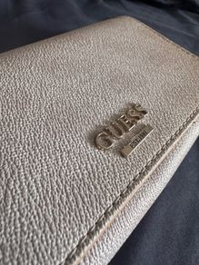guess purse