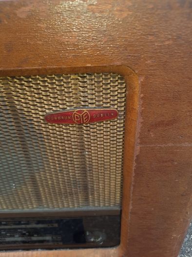 antique radio