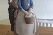 Porcelain figurine Nao by Liadro hand made in Spain
