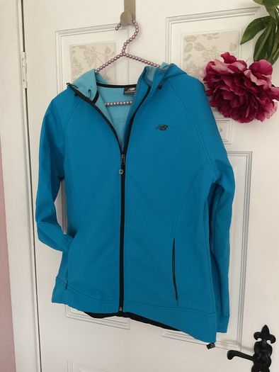 New balance jacket medium