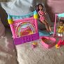 Barbie - Skipper bouncy castle play set Image 2