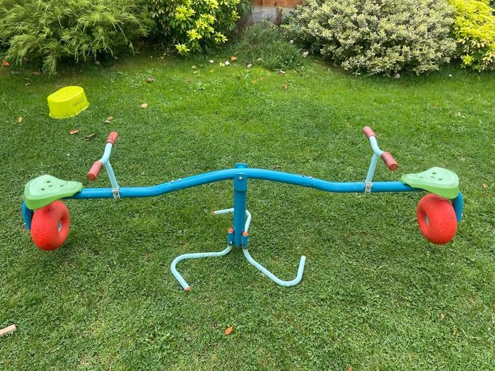 see saw