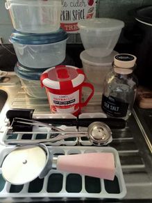 Misc kitchen items