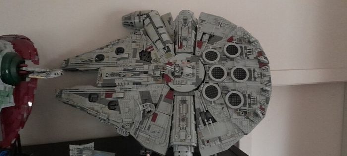 lego star wars ucs millennium falcon