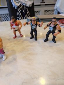 Vintage 1992 90s Hasbro WWF Wrestling  Series  3 Earthquake  & Typhoo Figures. (2)