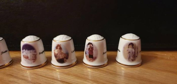 Mayfair Edition Thimble Collection wt Display Stand