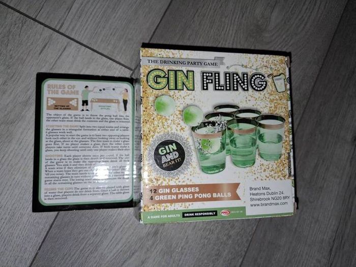 x2 Bundle - Brand New The Drinking Party Game - Gin Fling - RRP - 10.00 & Now Added - Brand New Heineken Shoulder Bag