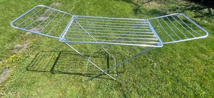 Clothes Airer 18m