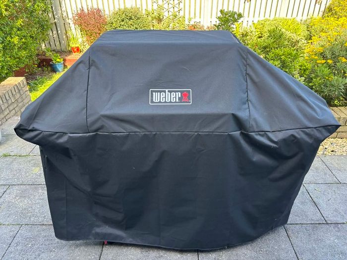 Weber Genesis E-335 Gas Barbecue